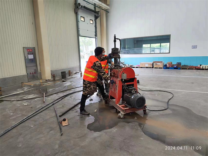 集安厂房地面下沉塌陷注浆加固施工